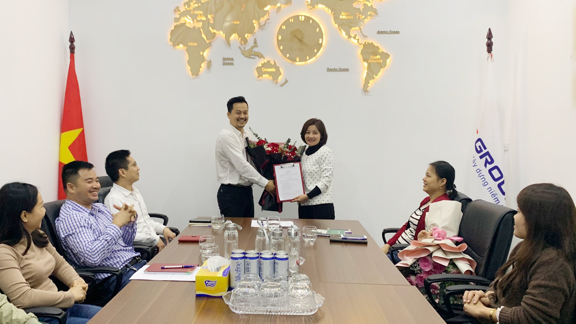 bổ nhiệm Bà Phạm Thị Phương Thảo (Cử nhân Kinh tế) là Quyền Kế toán trưởng Công ty cổ phần tập đoàn đầu tư MCC